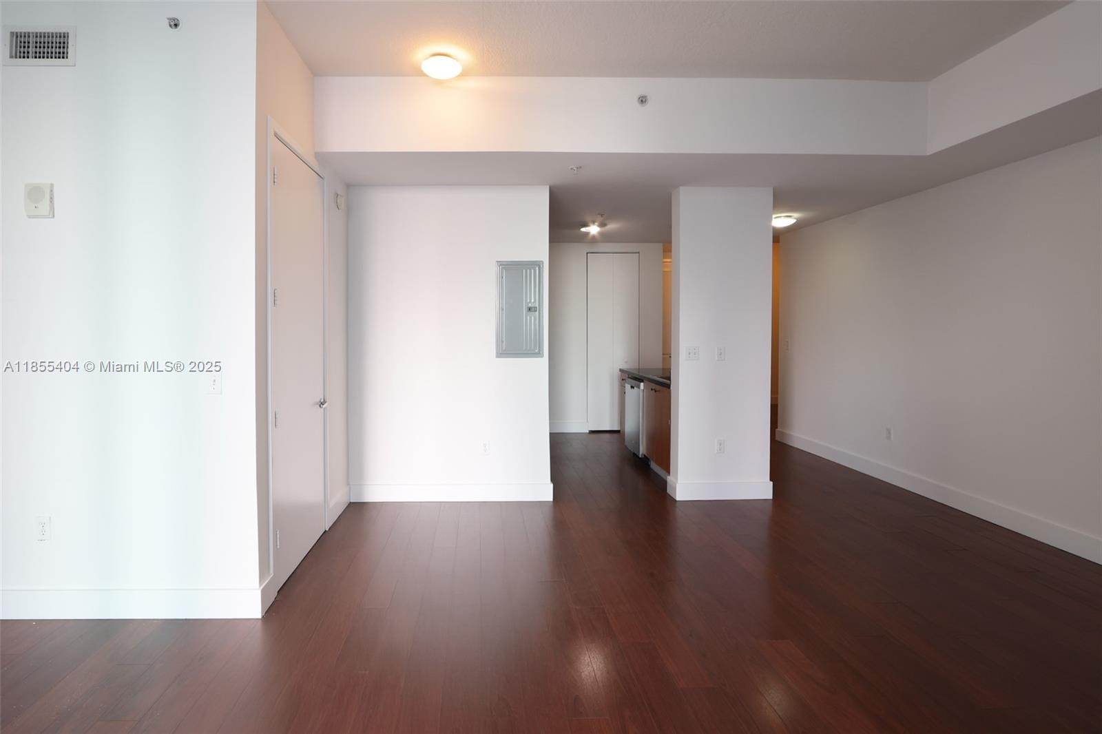 image Edgewater Lofts20