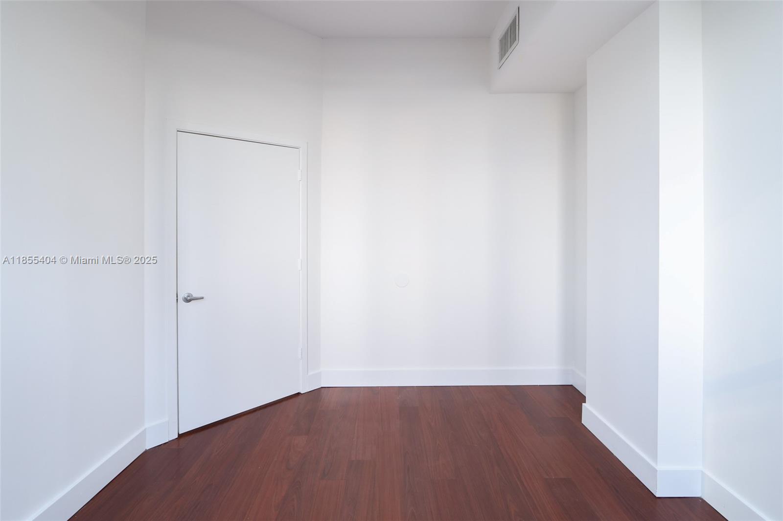 image Edgewater Lofts32