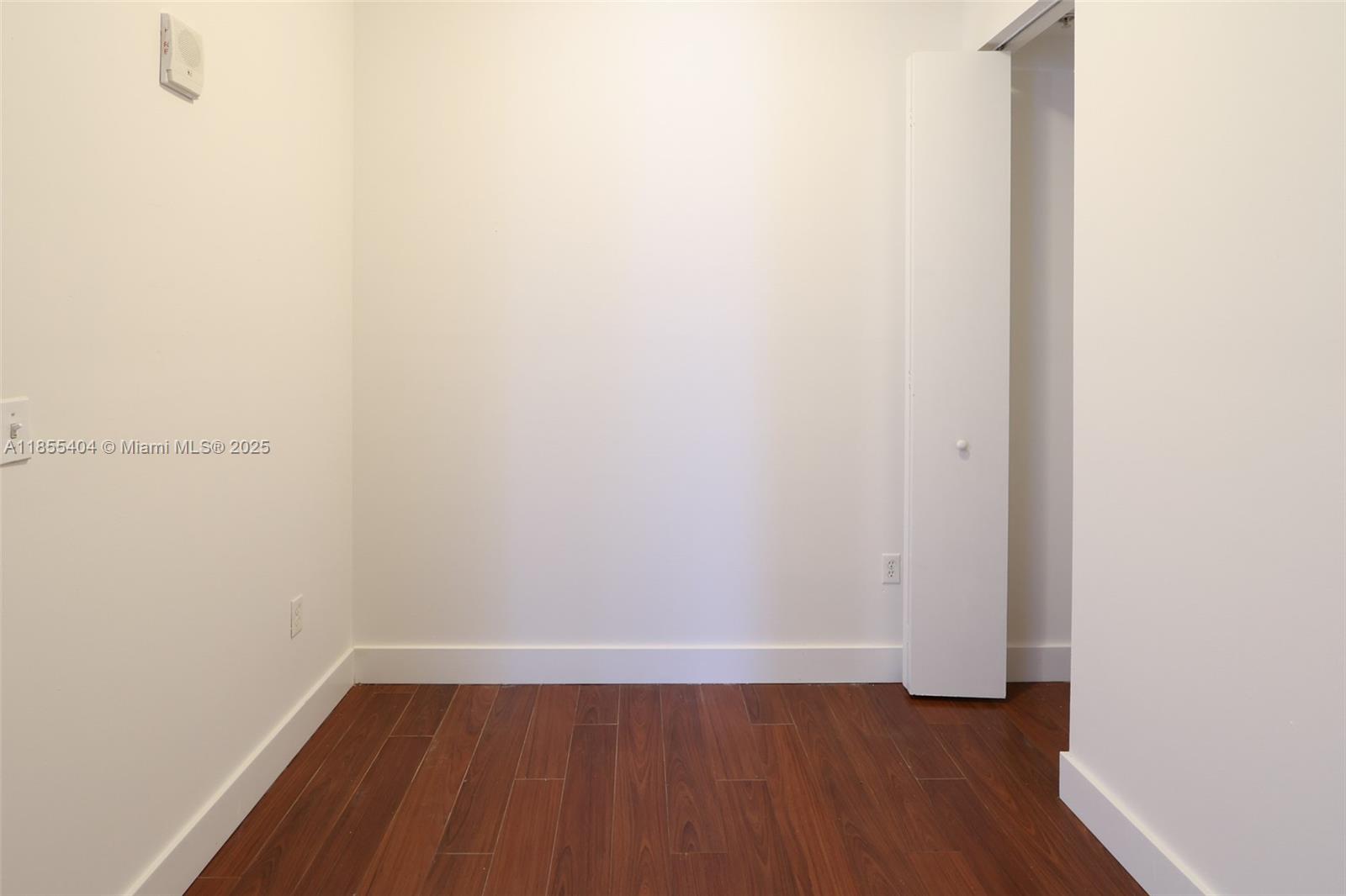 image Edgewater Lofts37