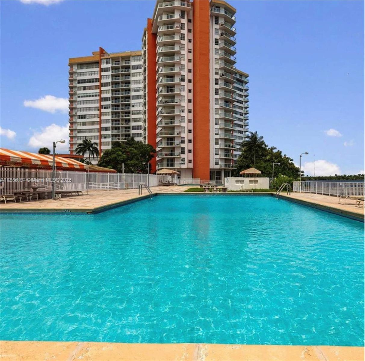 1351 NE Miami Gdns Dr #1601E