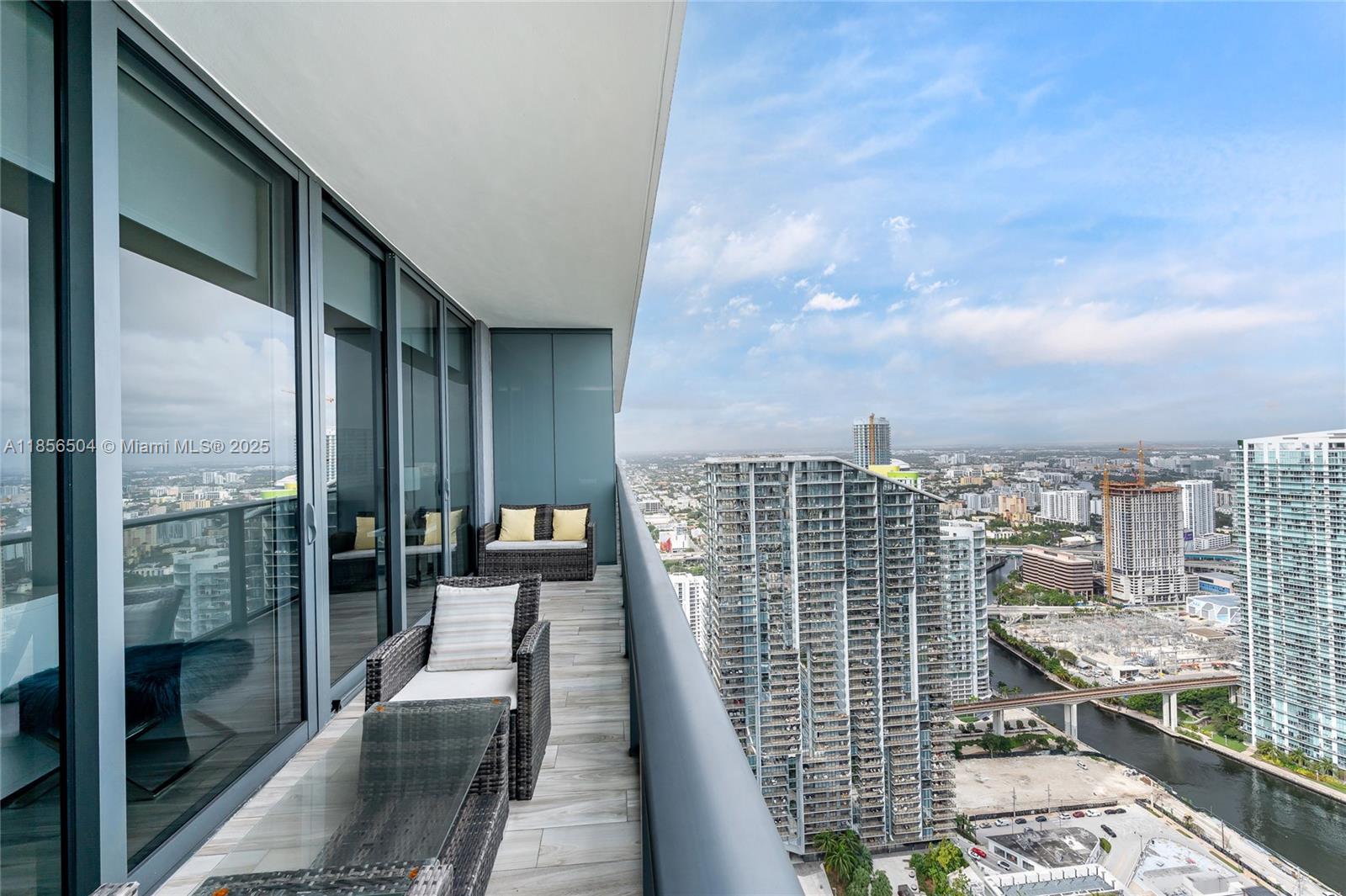 801 S Miami Ave #5207