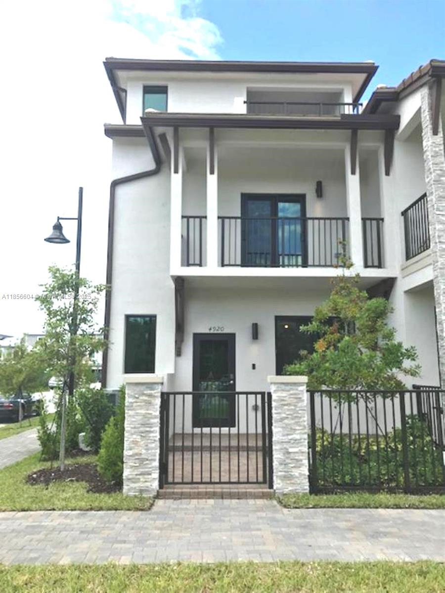 4920 NW 83rd Ave