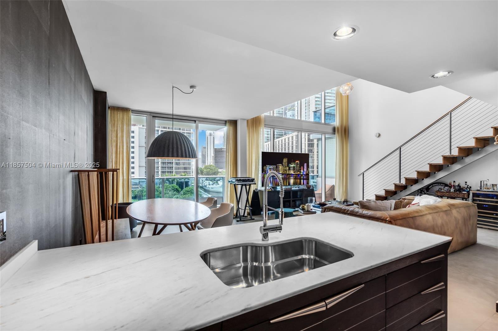image Epic West Condo11