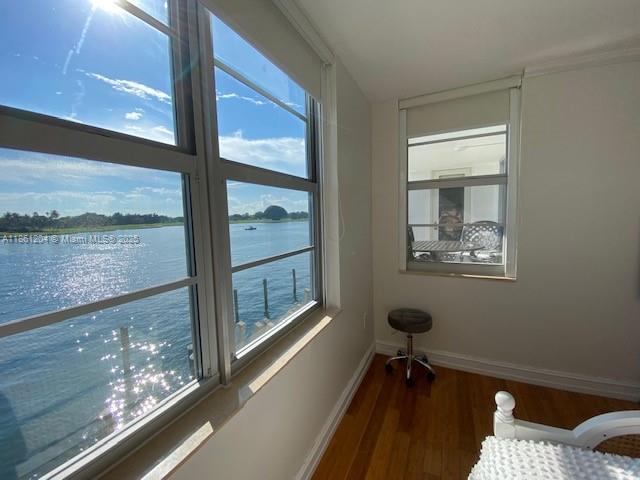 9250 W Bay Hbr Dr #3B Bay Harbor Islands, FL 33154