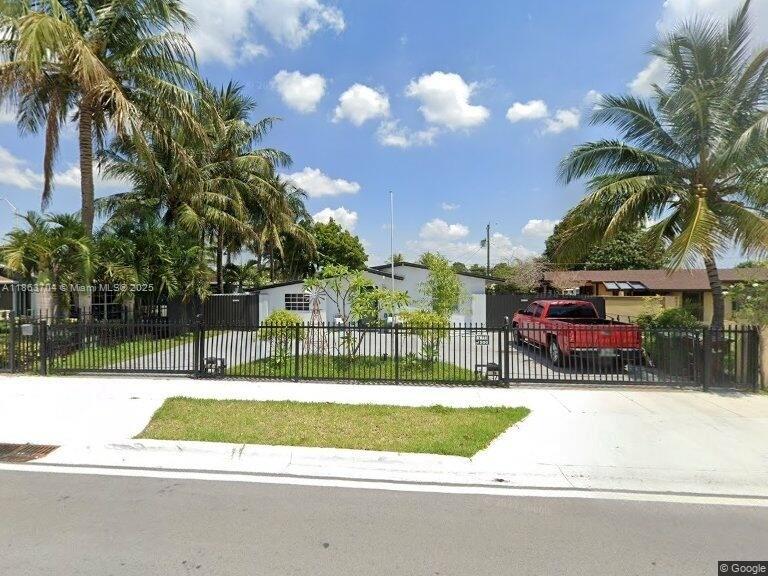 631 SE 3rd Pl