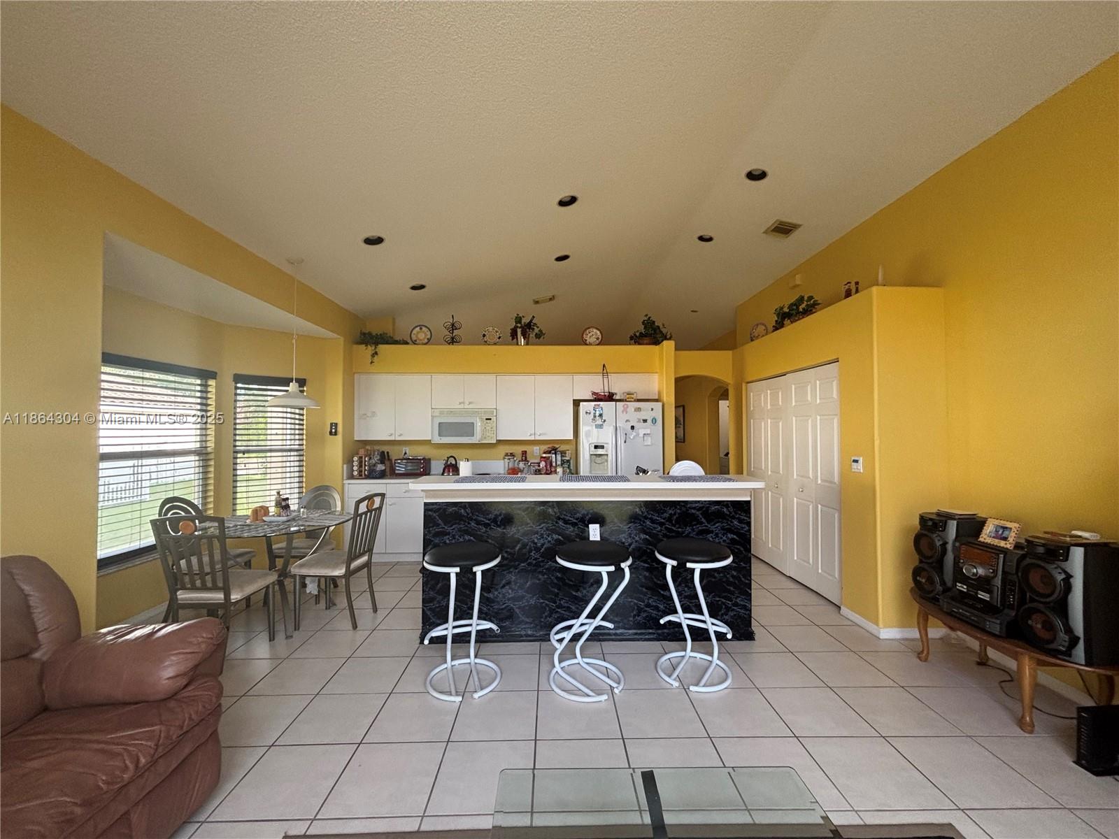 18581 NW 23rd St Pembroke Pines, FL 33029