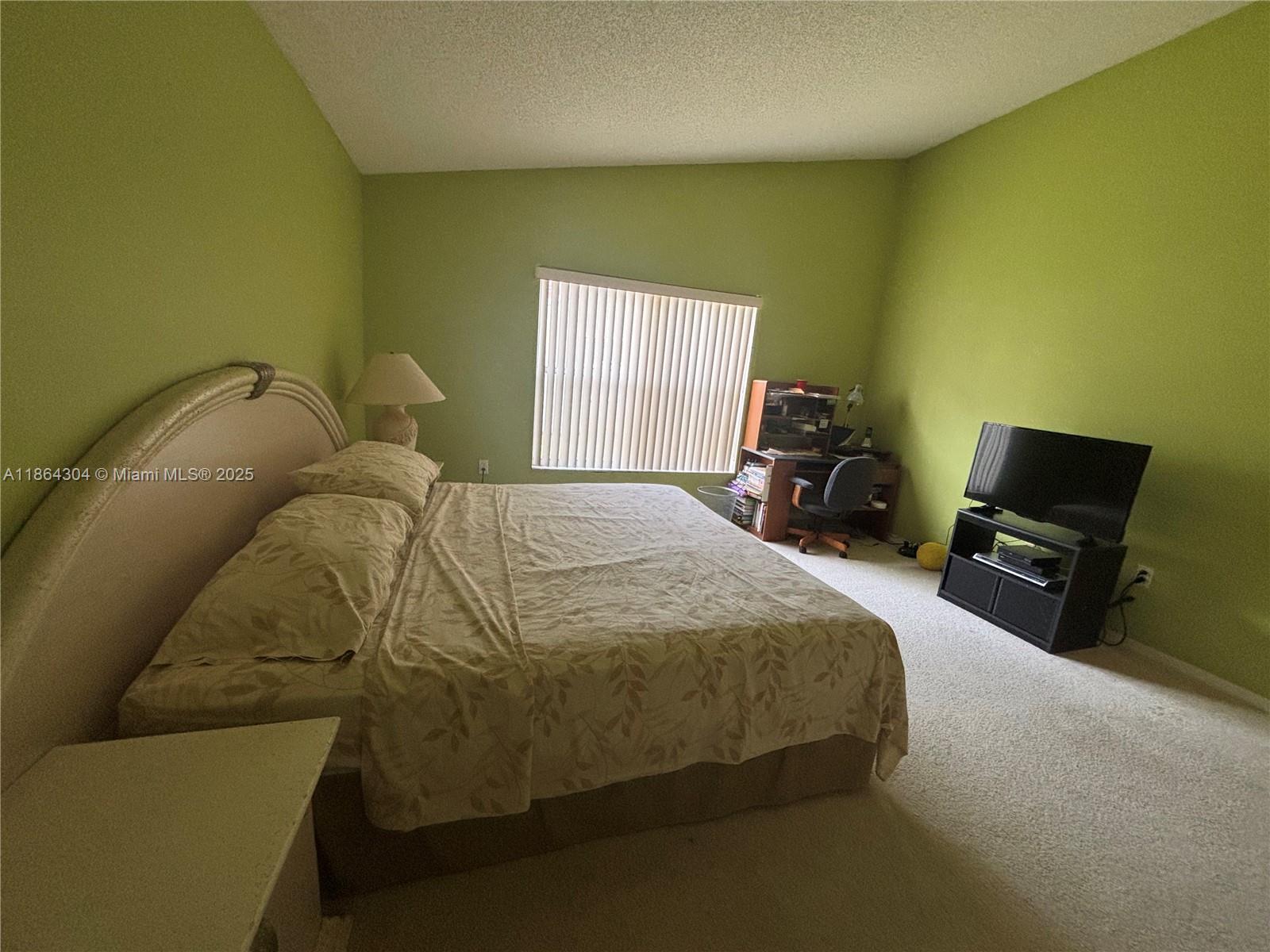 18581 NW 23rd St Pembroke Pines, FL 33029