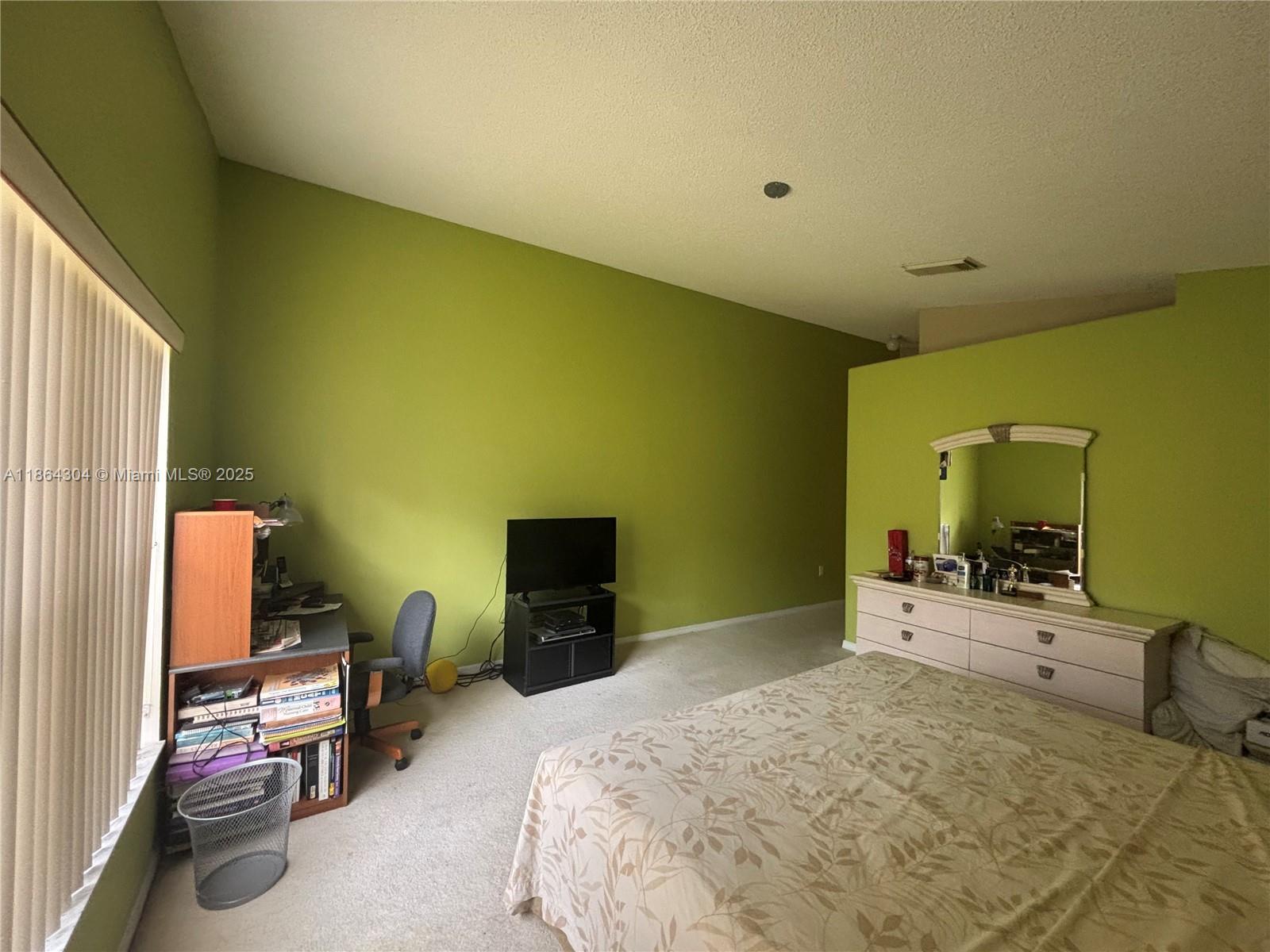 18581 NW 23rd St Pembroke Pines, FL 33029