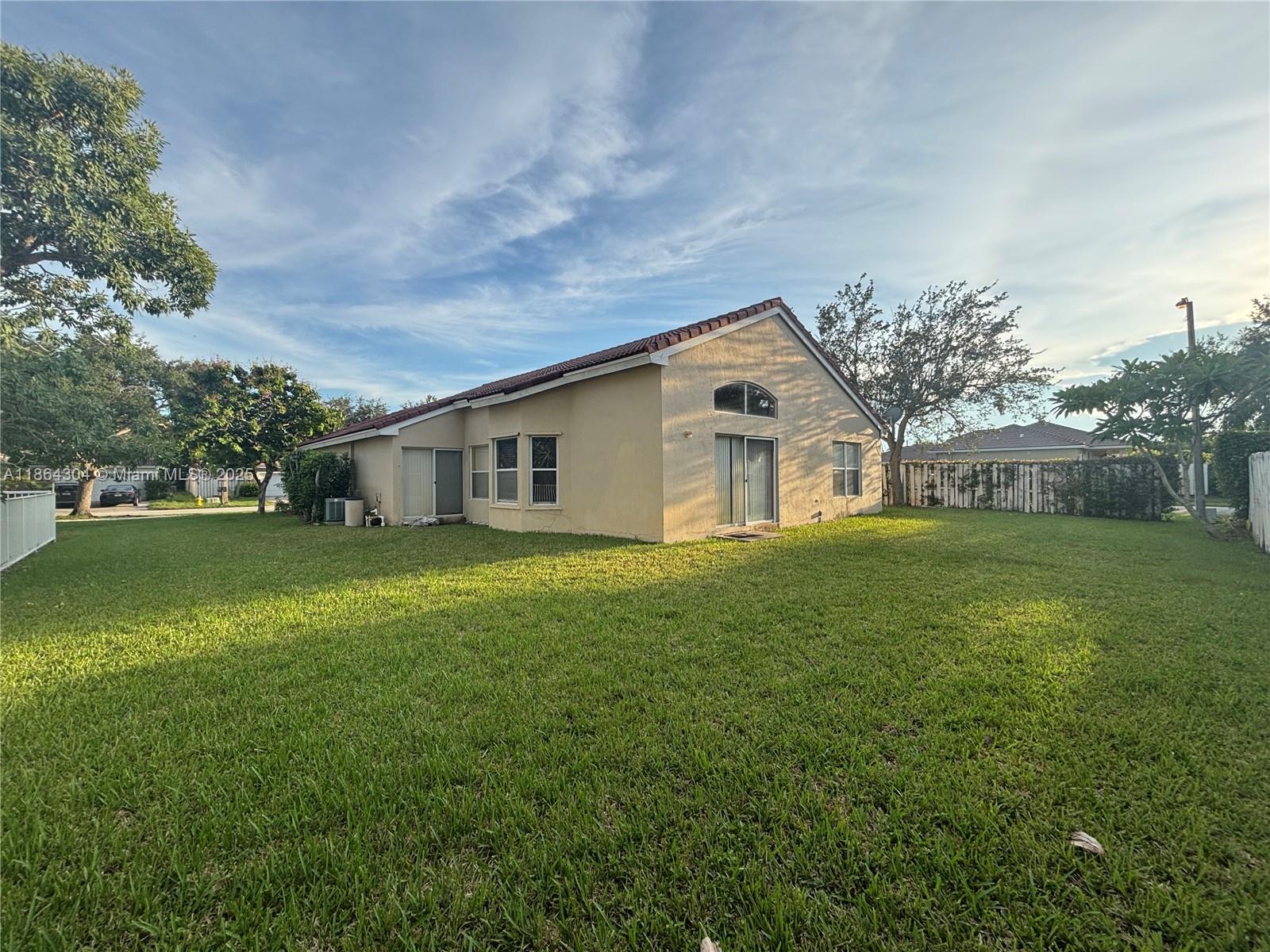 18581 NW 23rd St Pembroke Pines, FL 33029