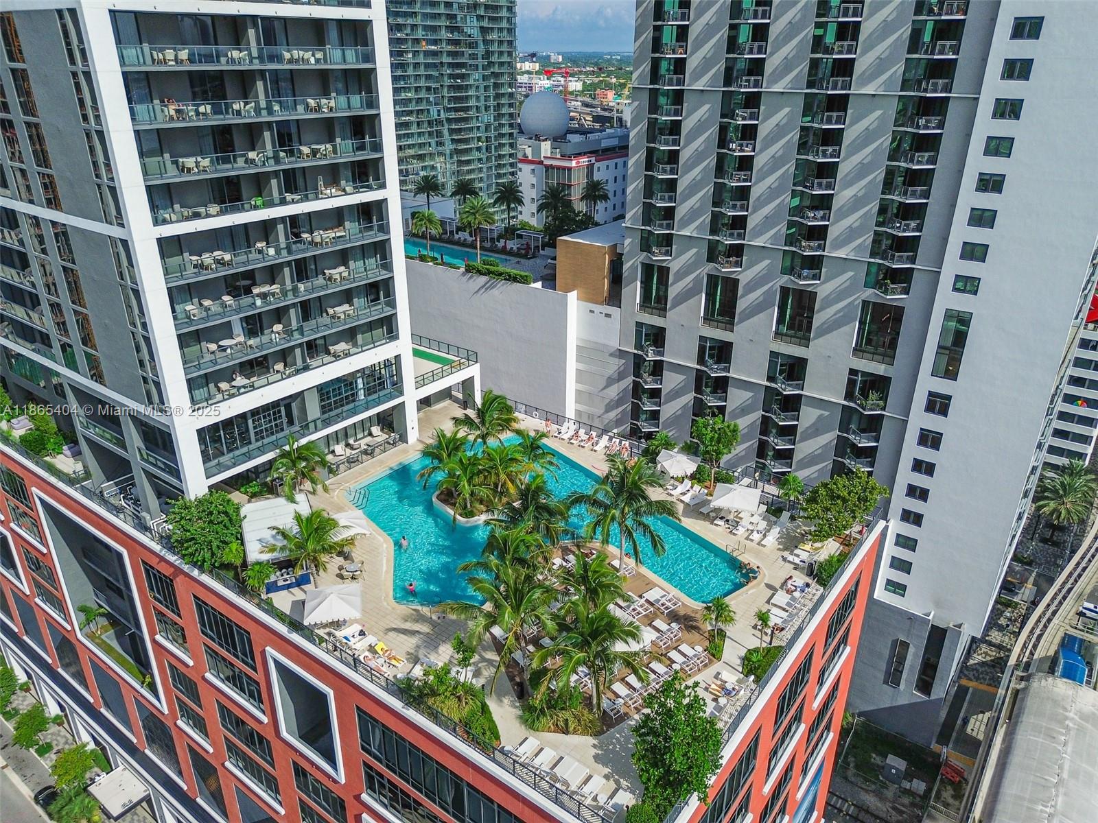 image Gale Miami48