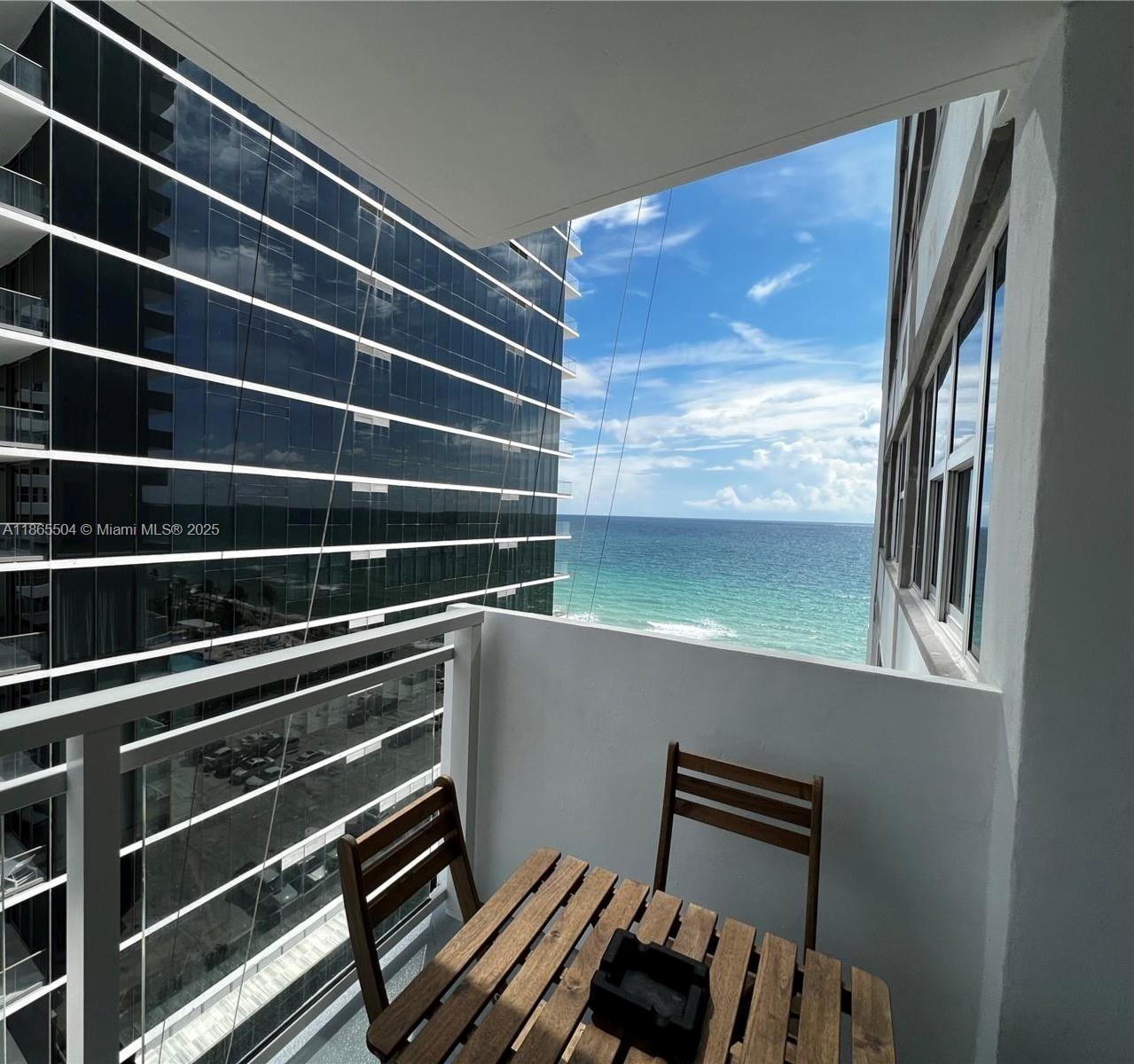 2030 S Ocean Dr #1022