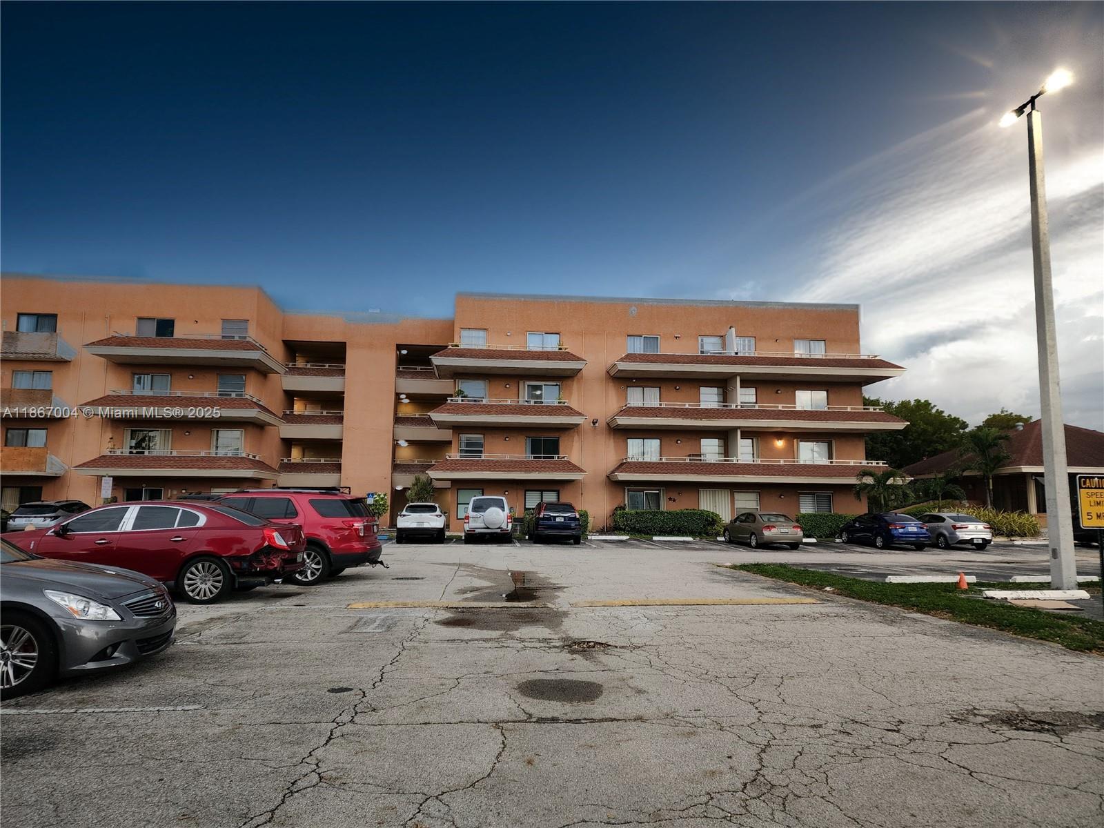 17530 NW 68th Ave #C4002