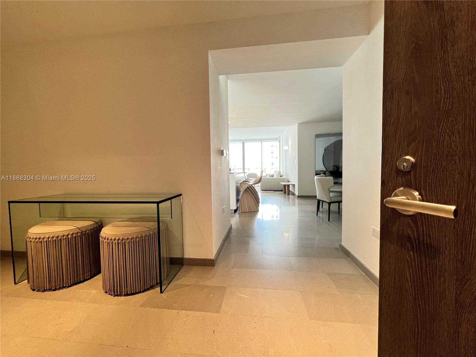 68 SE 6th St #1003