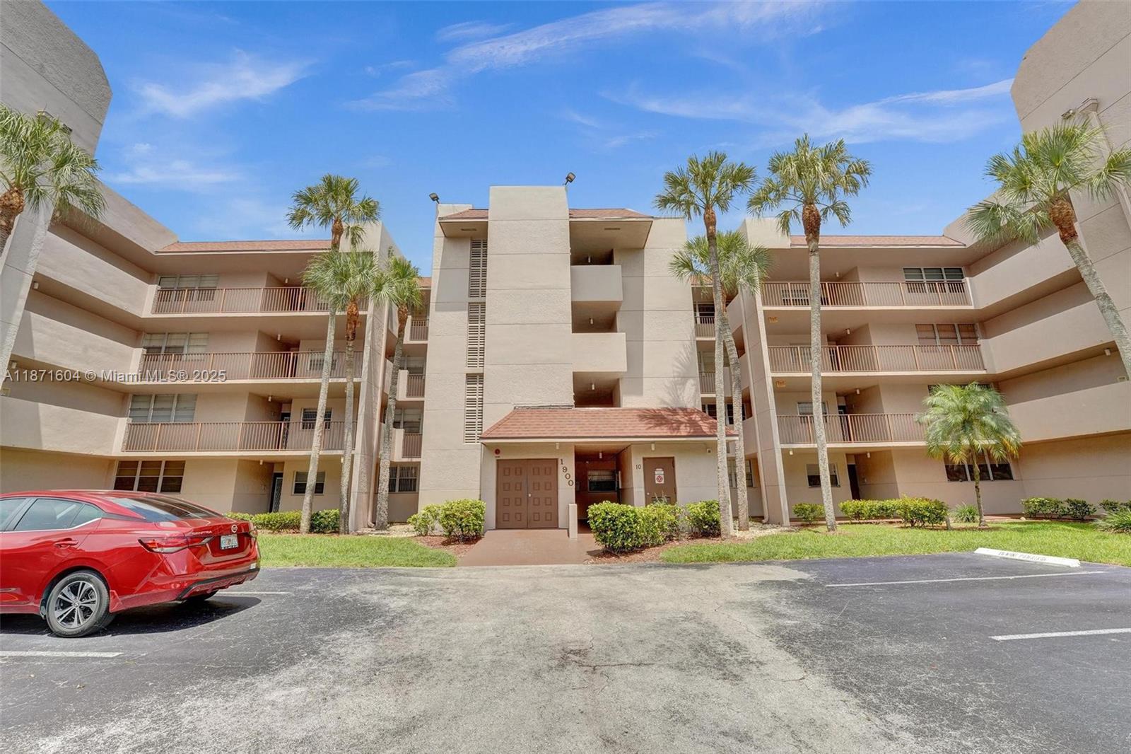 1900 Sabal Palm Dr #201