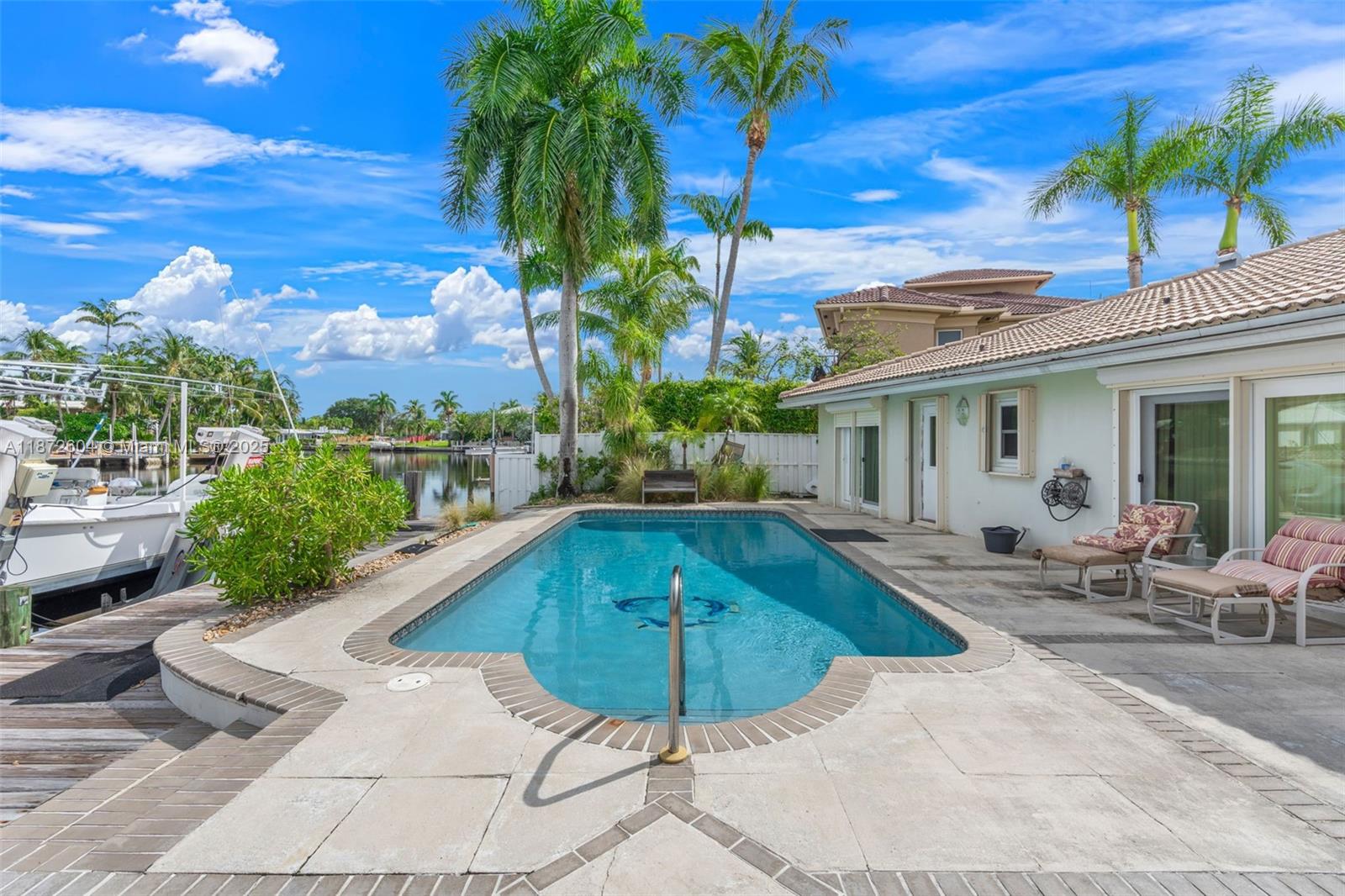 2401 Fryer Pt Fort Lauderdale, FL 33305