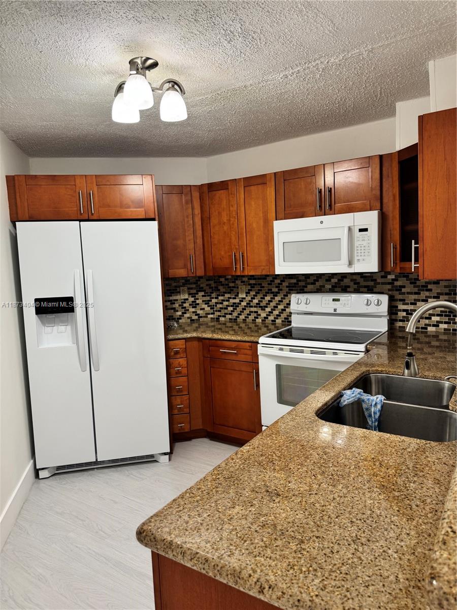 9427 Fontainebleau Blvd #203-34