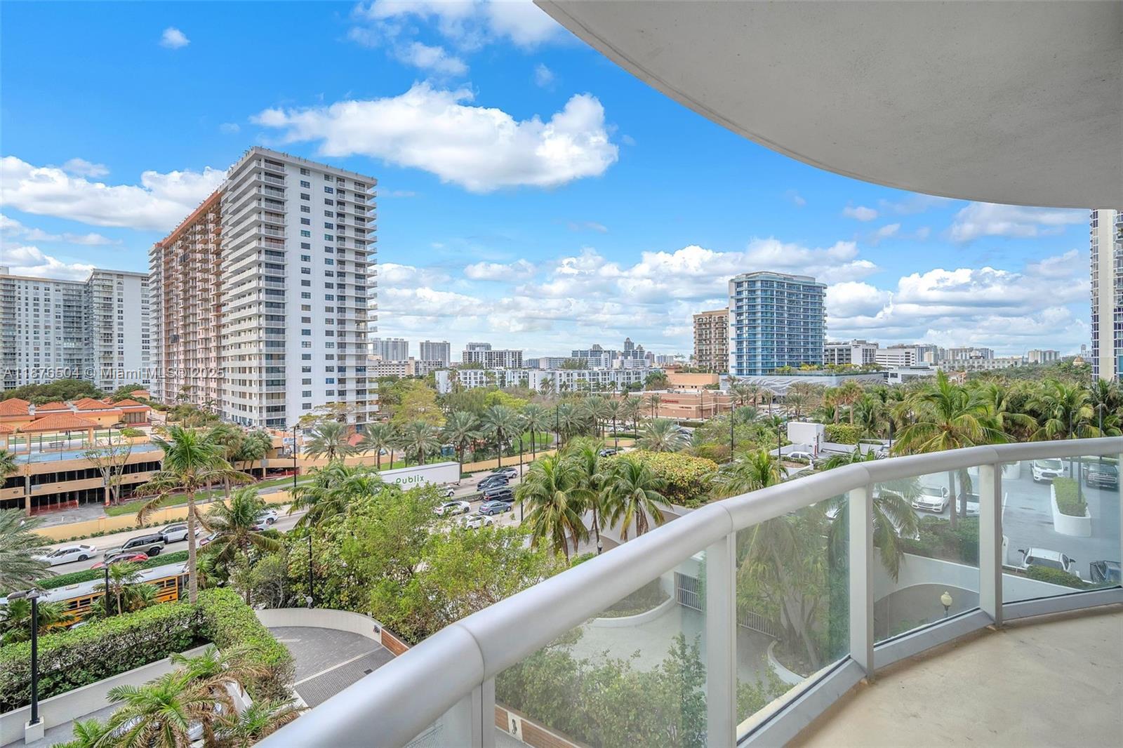 17315 Collins Ave #607