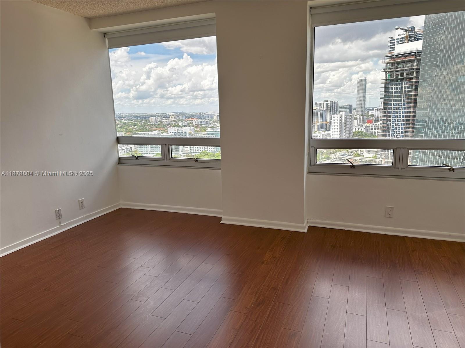 image The Palace Condo30