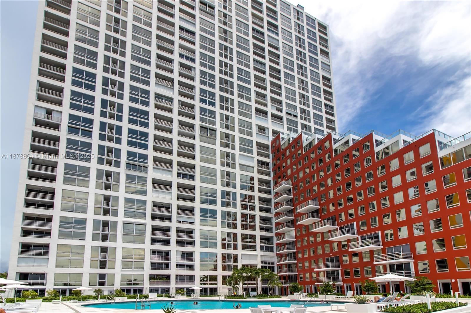 image The Palace Condo37
