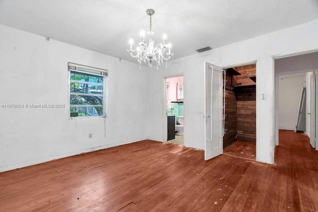 515 W 30th St Miami Beach, FL 33140