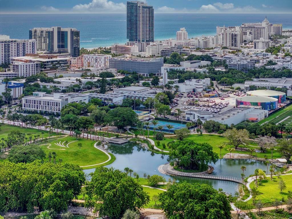 515 W 30th St Miami Beach, FL 33140