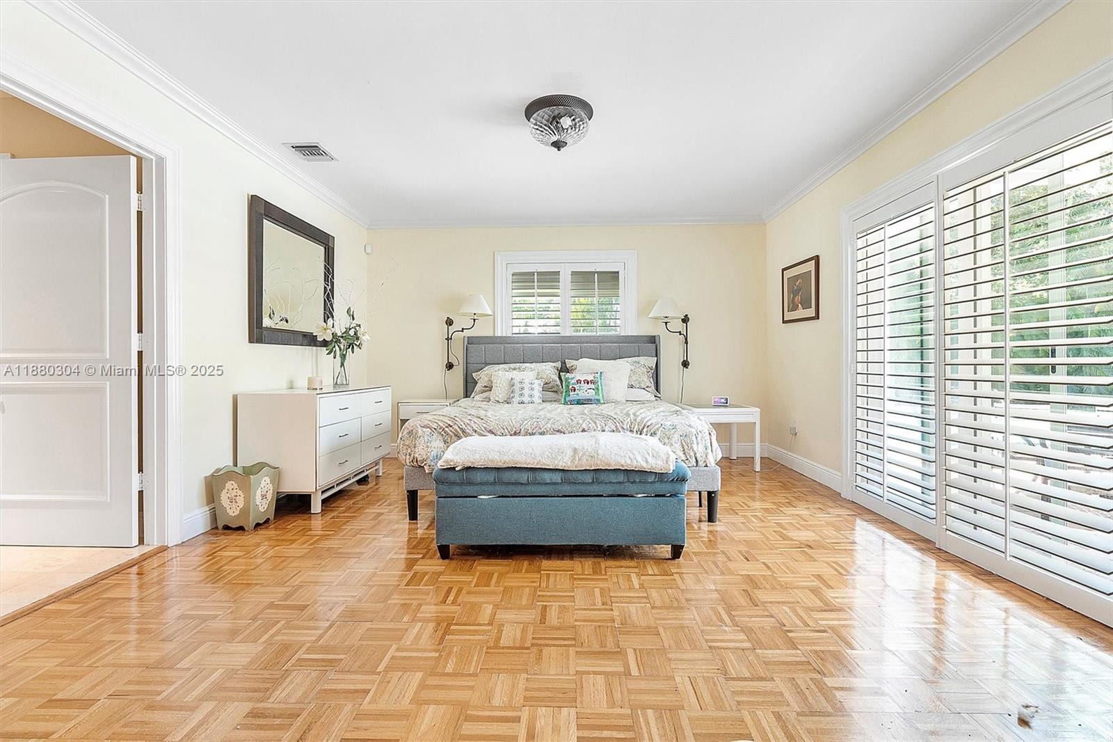 5930 SW 81st St South Miami, FL 33143