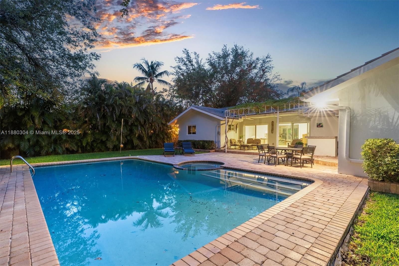 5930 SW 81st St South Miami, FL 33143