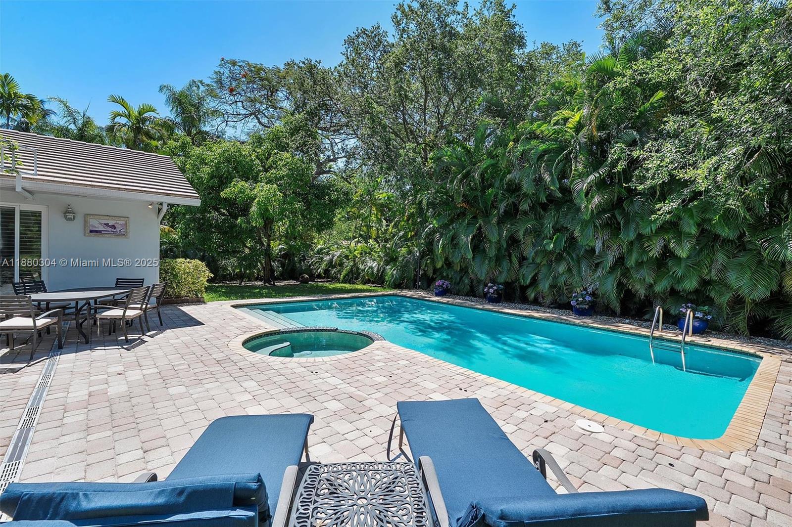 5930 SW 81st St South Miami, FL 33143