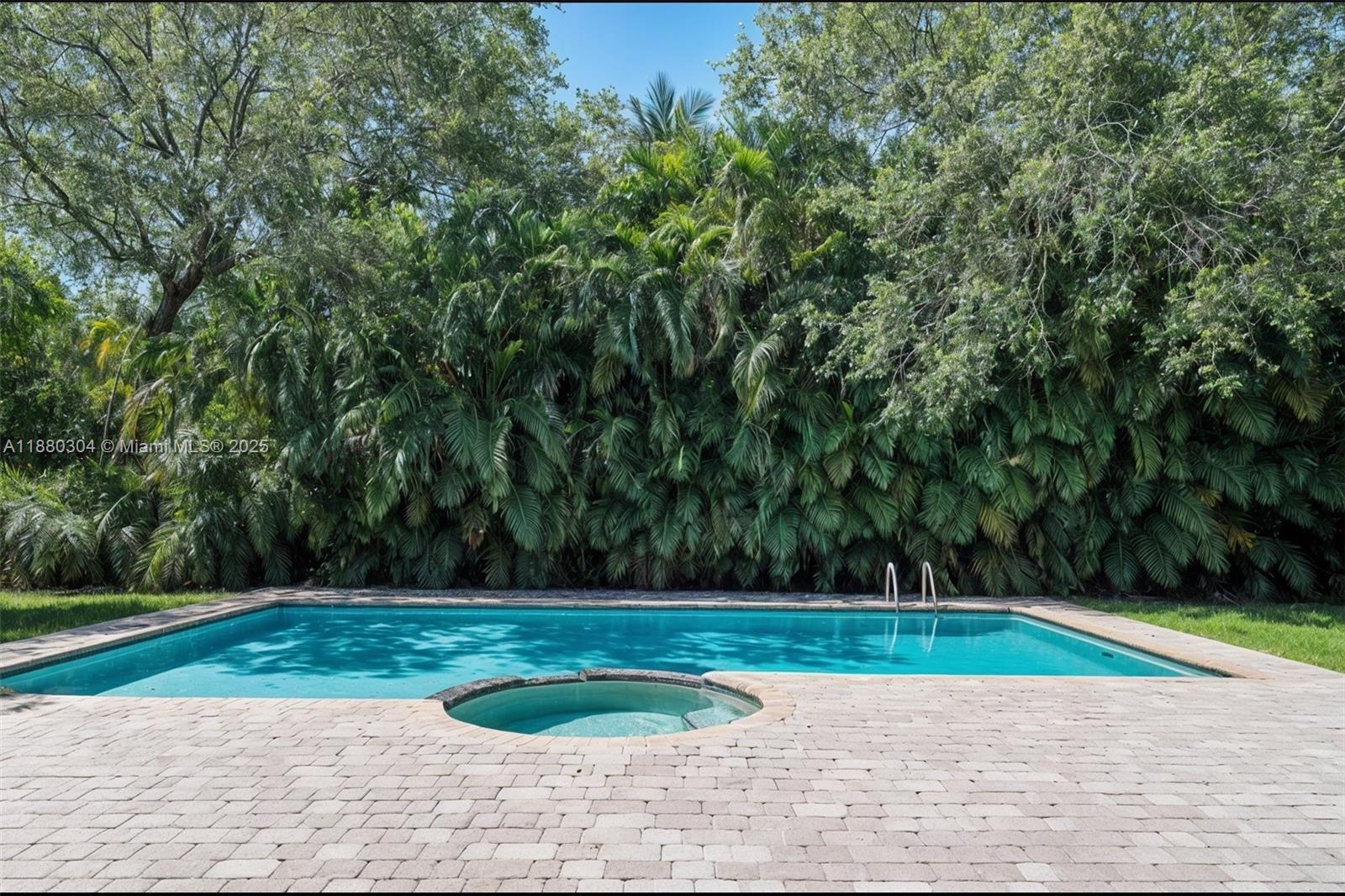 5930 SW 81st St South Miami, FL 33143