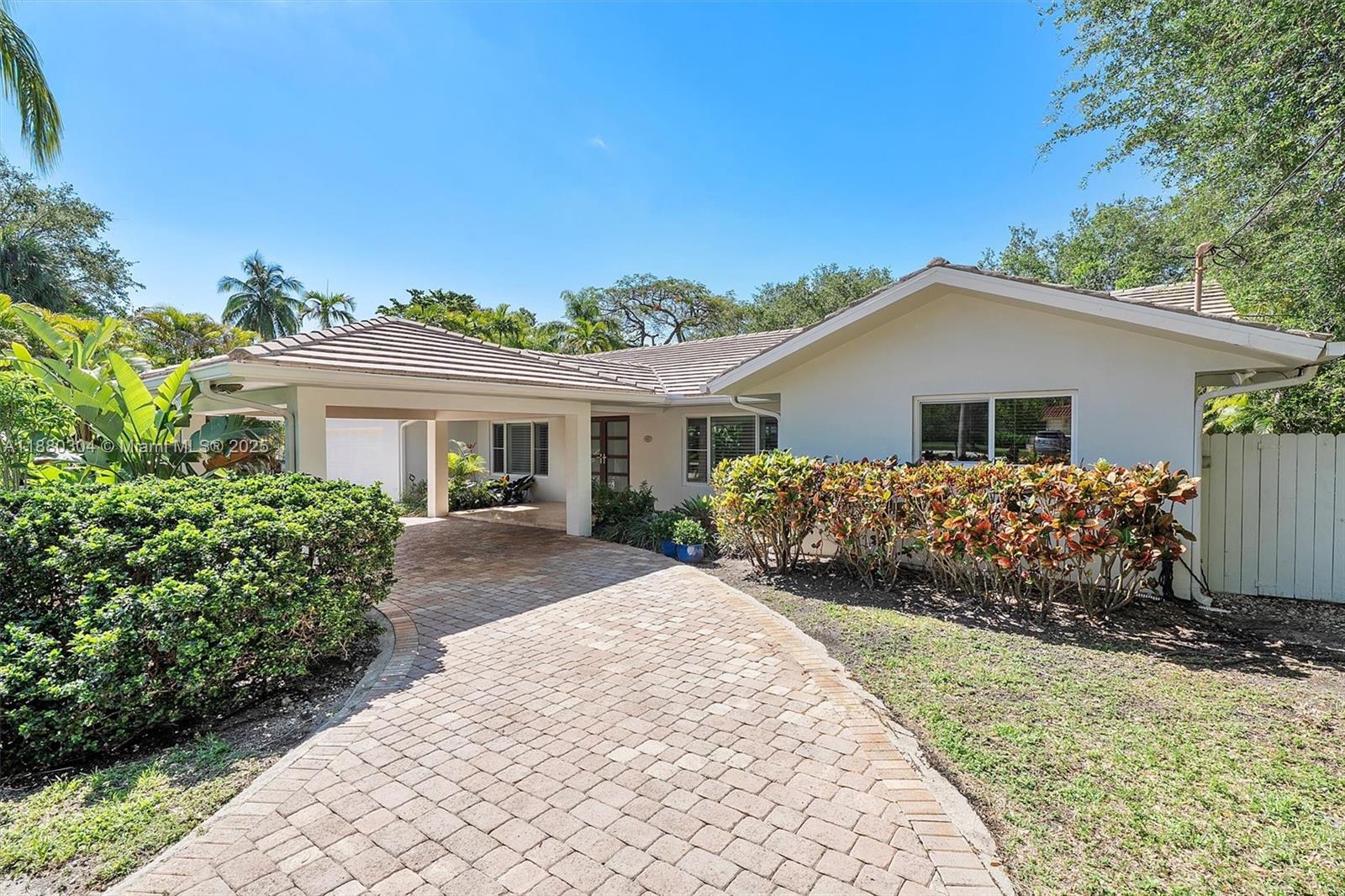 5930 SW 81st St South Miami, FL 33143