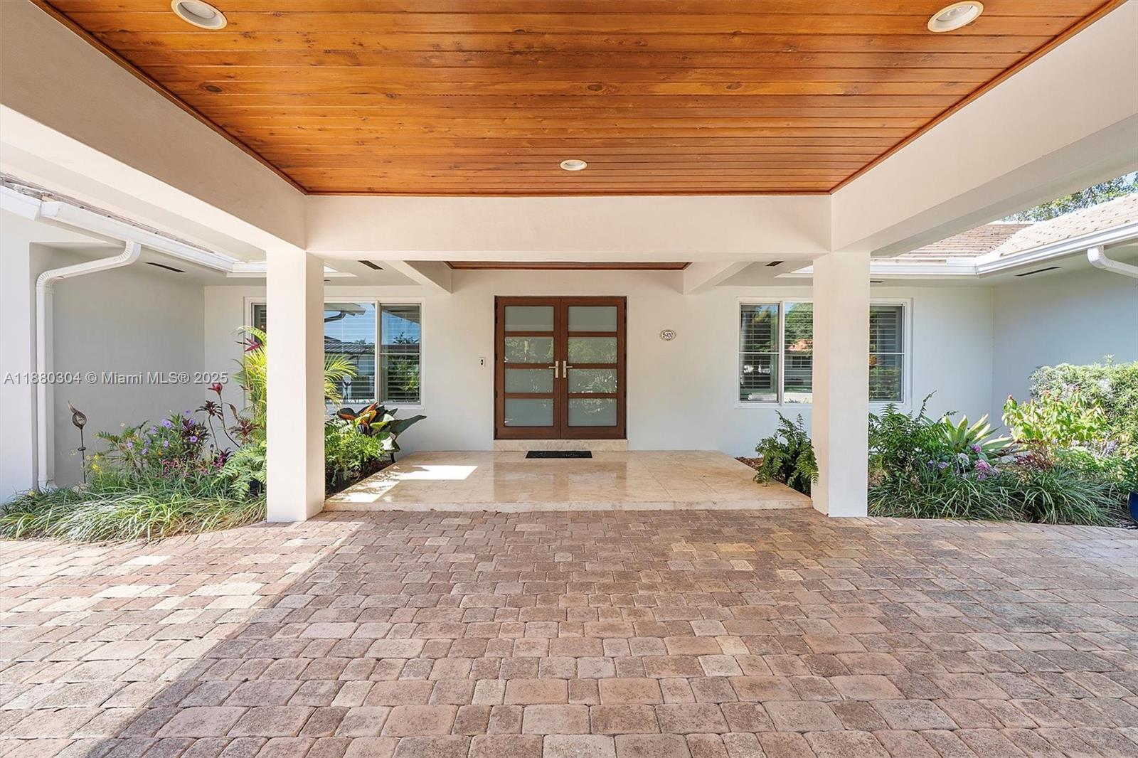 5930 SW 81st St South Miami, FL 33143