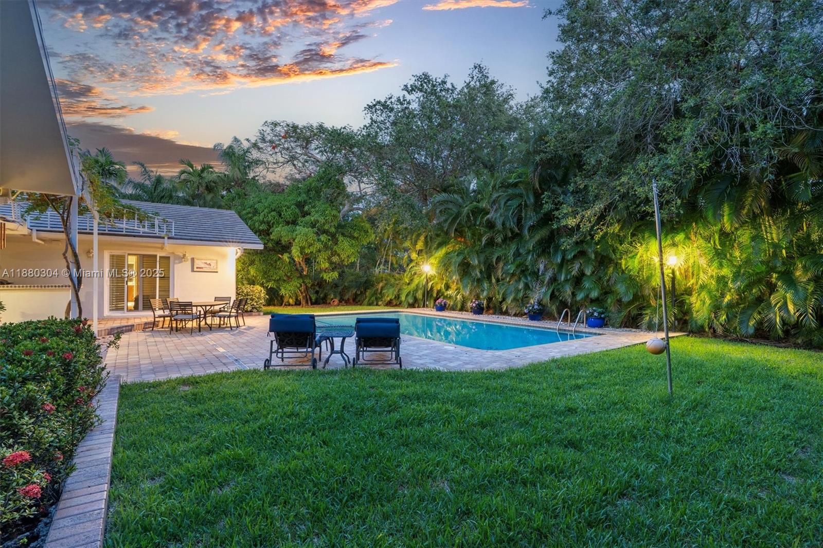 5930 SW 81st St South Miami, FL 33143