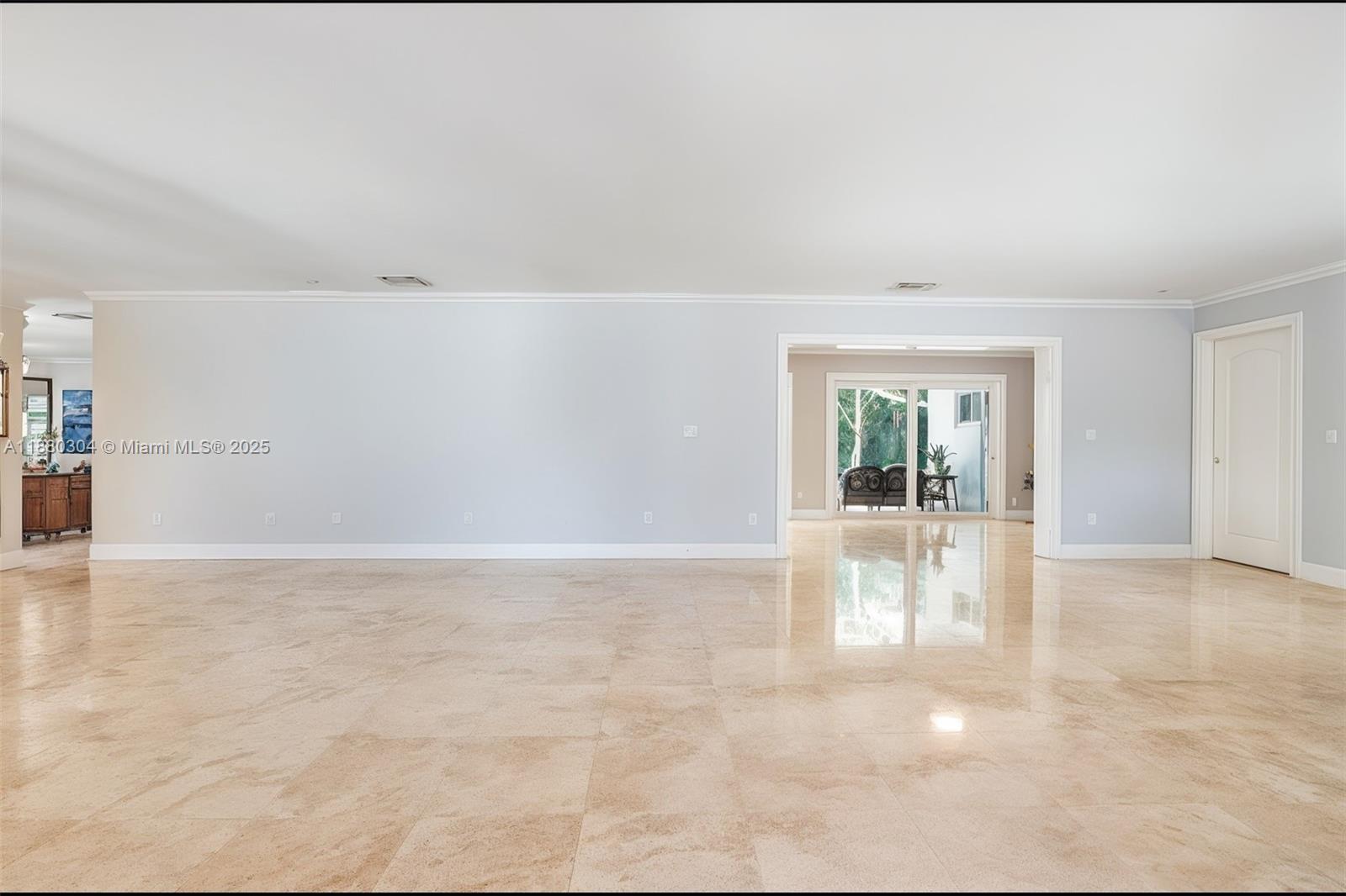 5930 SW 81st St South Miami, FL 33143