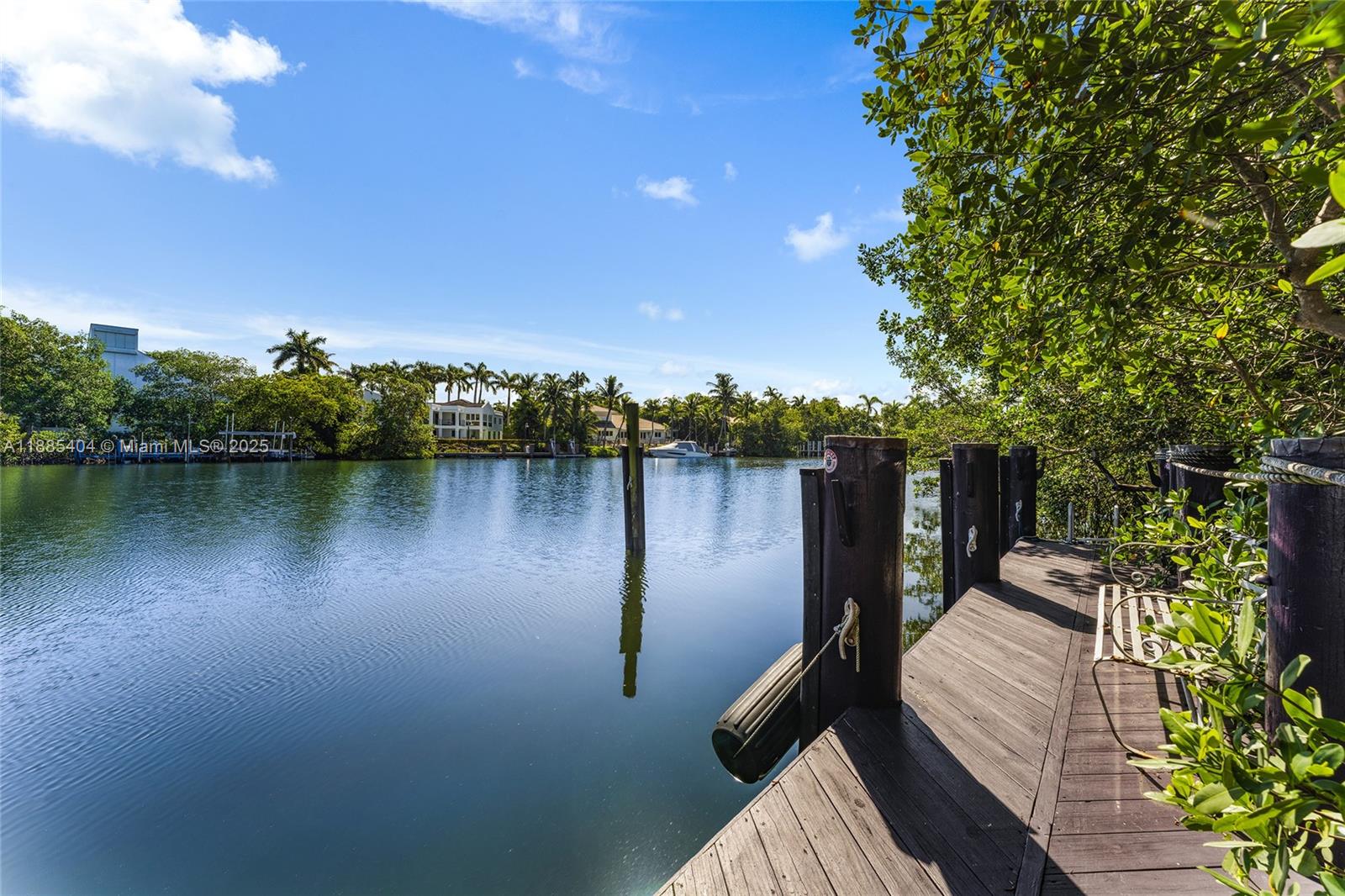 231 Costanera Rd Coral Gables, FL 33143 231 Costanera Rd Coral Gables, FL 33143