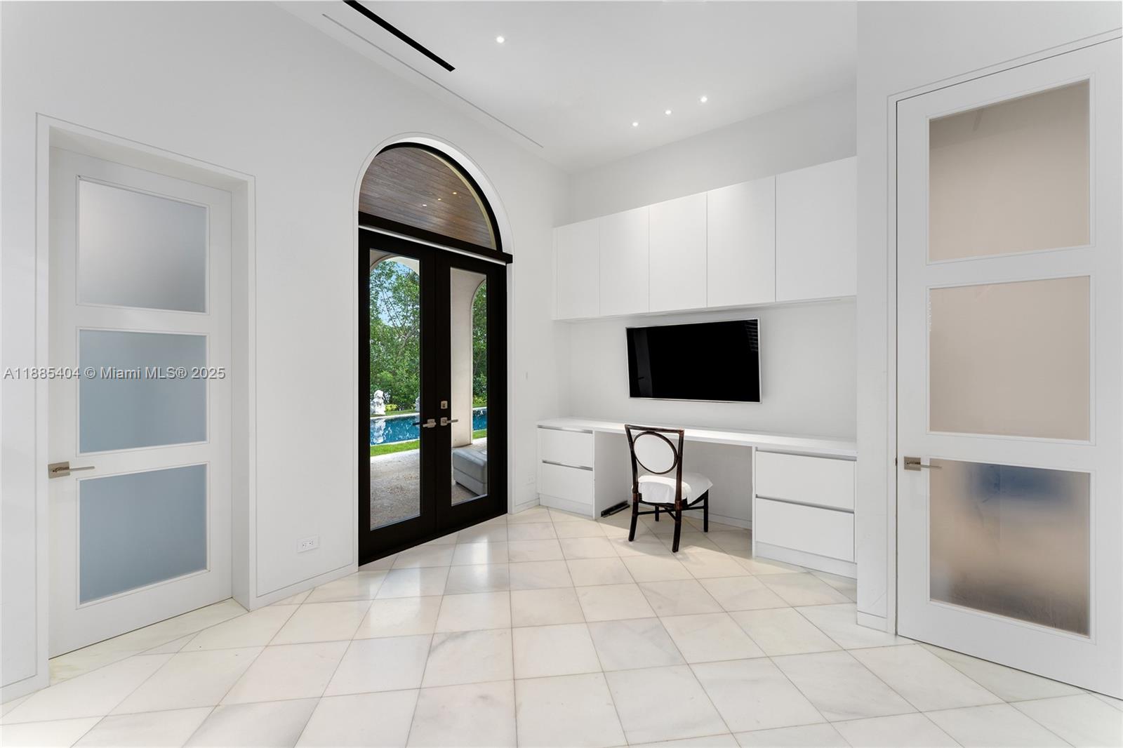 231 Costanera Rd Coral Gables, FL 33143 231 Costanera Rd Coral Gables, FL 33143