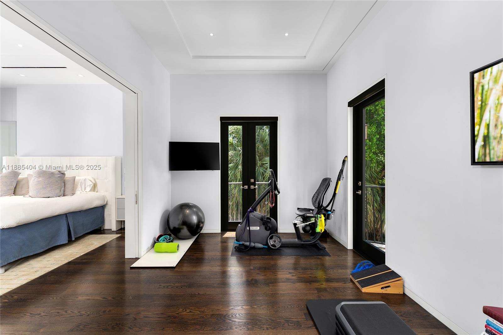 231 Costanera Rd Coral Gables, FL 33143 231 Costanera Rd Coral Gables, FL 33143