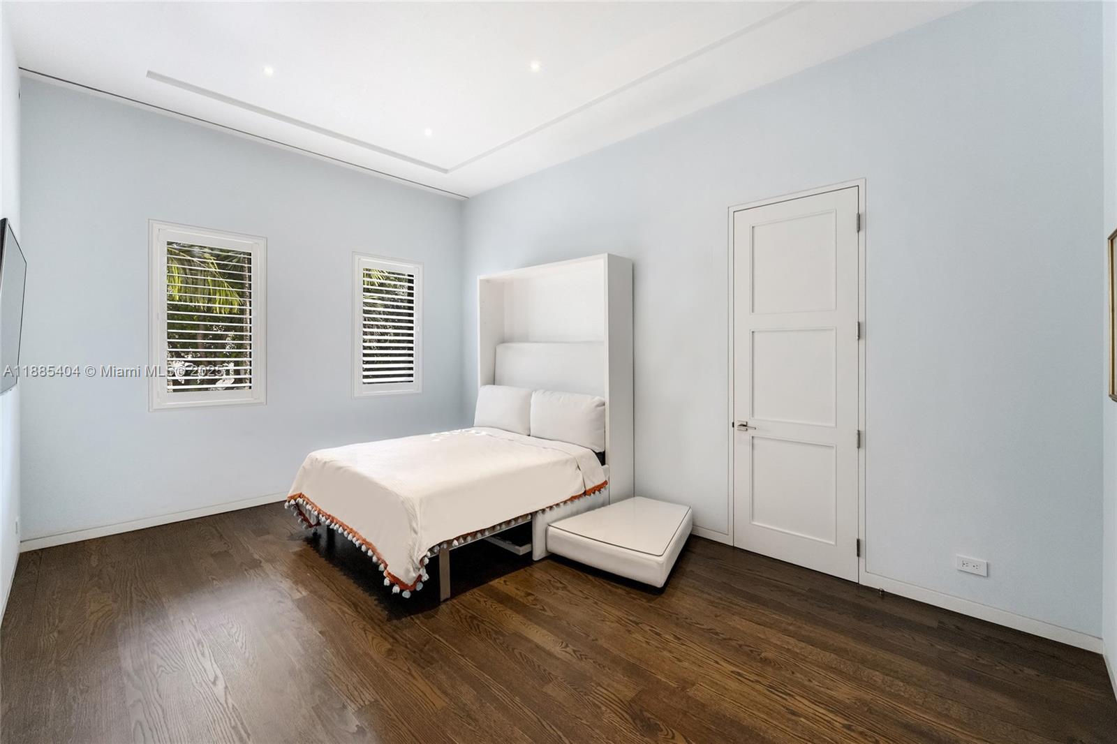 231 Costanera Rd Coral Gables, FL 33143 231 Costanera Rd Coral Gables, FL 33143