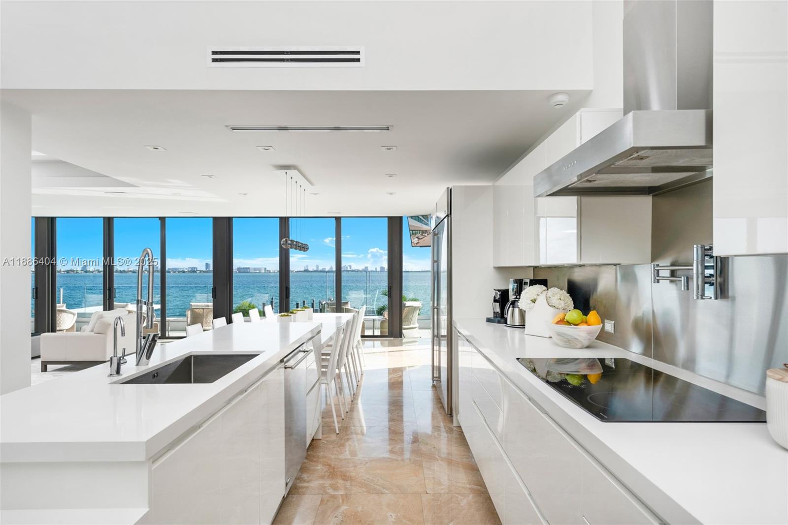 1580 S Treasure Dr North Bay Village, FL 33141