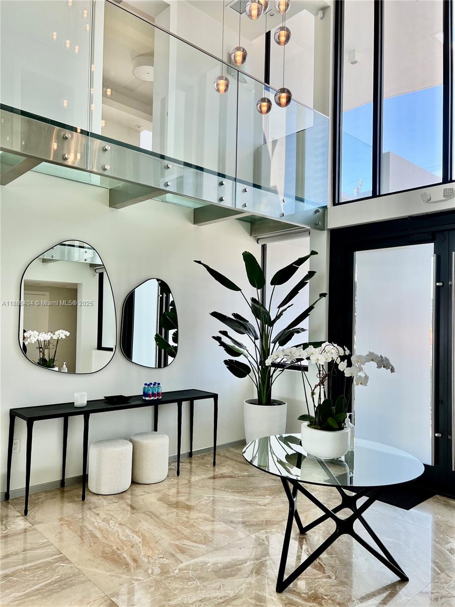 1580 S Treasure Dr North Bay Village, FL 33141