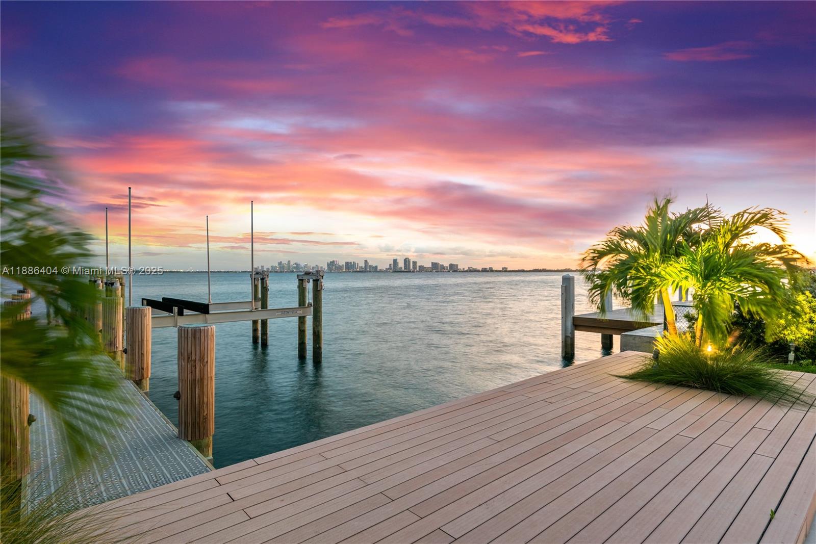 1580 S Treasure Dr North Bay Village, FL 33141