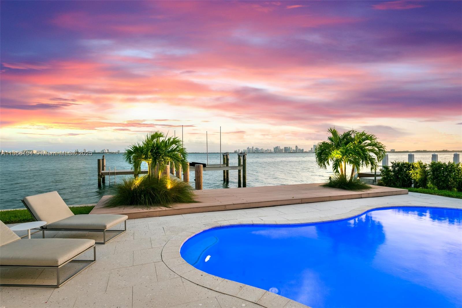 1580 S Treasure Dr North Bay Village, FL 33141