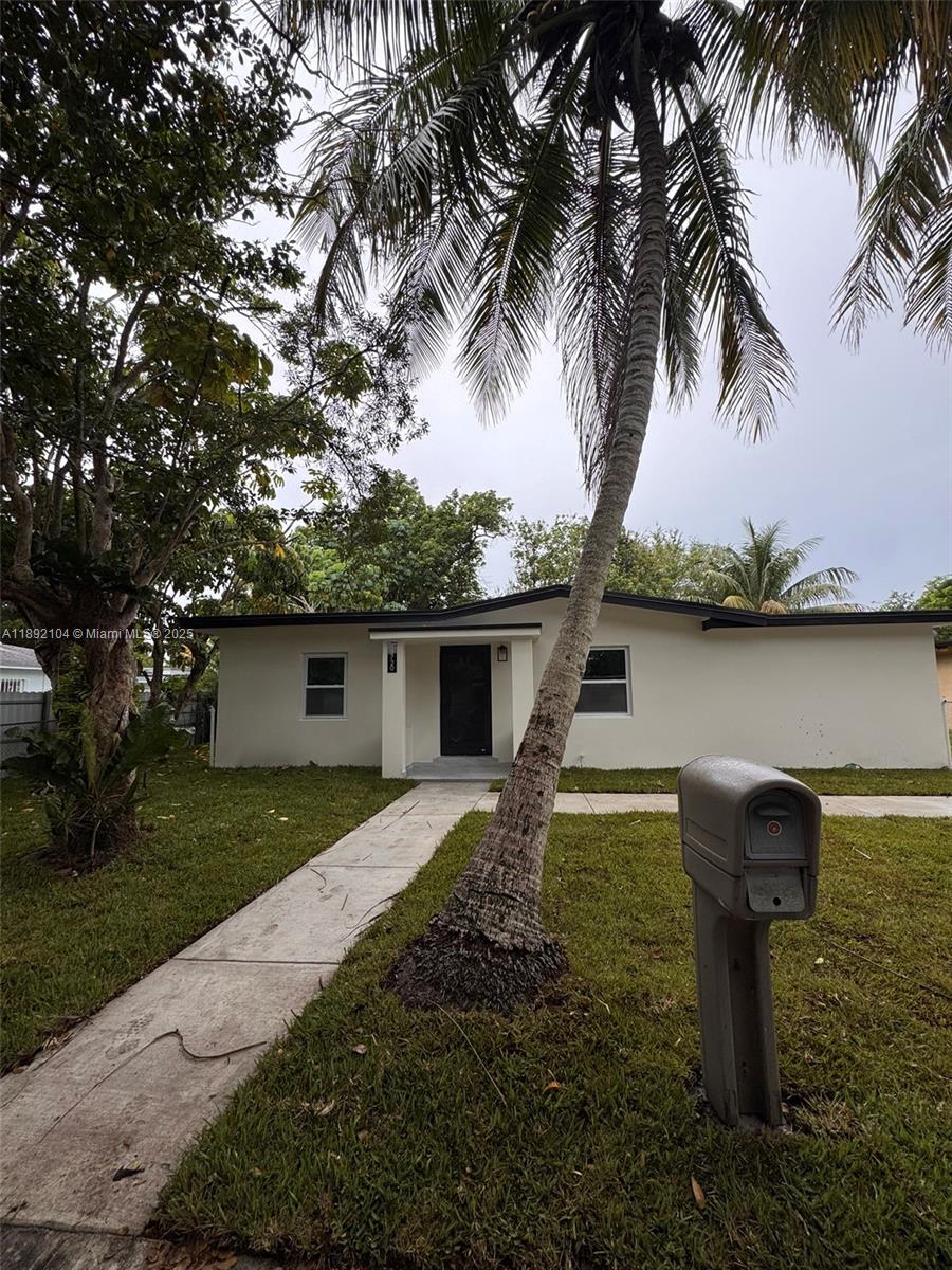13720 NW 4th Ct