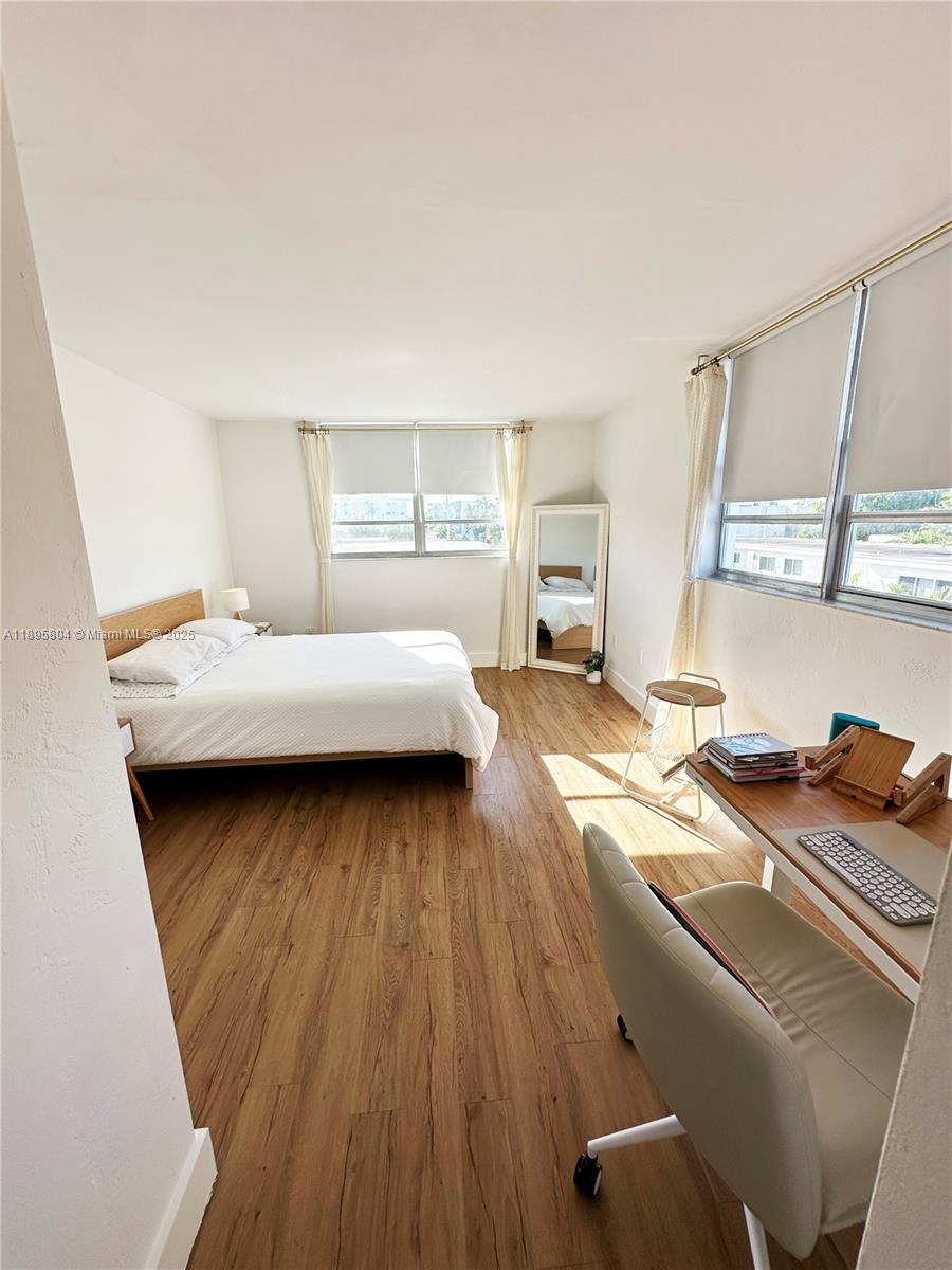 7850 Byron Ave #307 Miami Beach, FL 33141