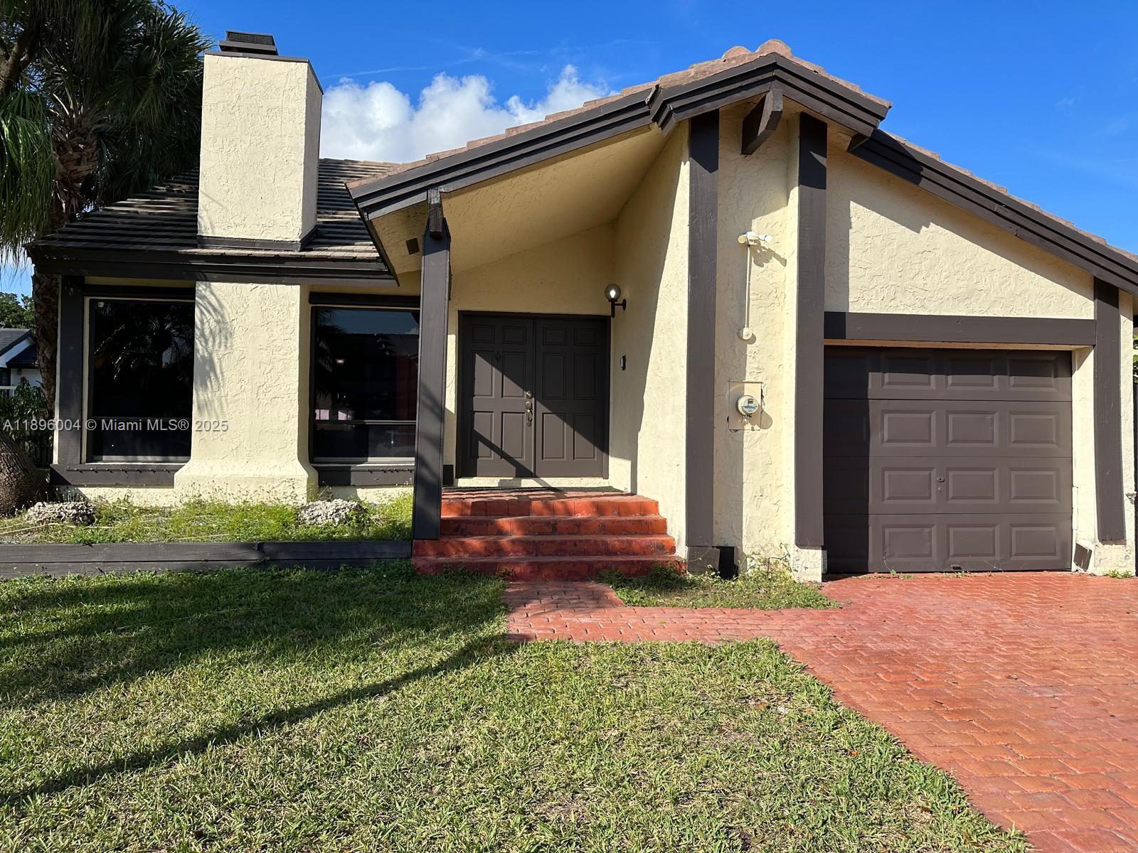 9504 SW 148th Ave Cir S