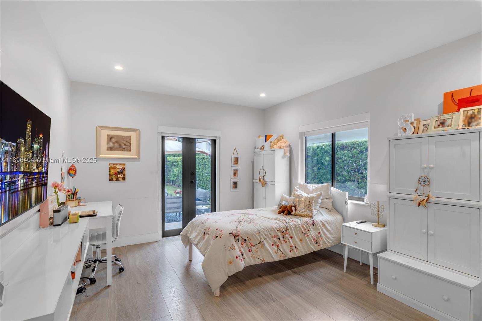 6235 Alton Rd Miami Beach, FL 33140