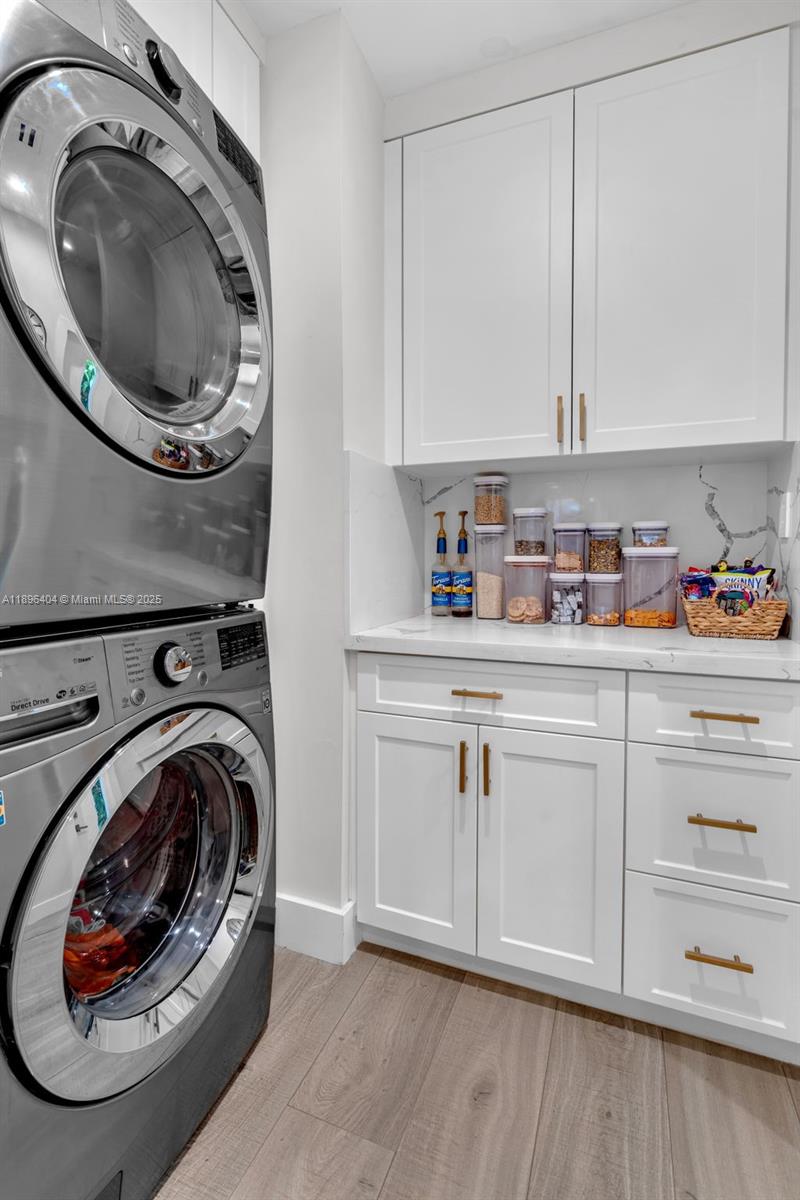 6235 Alton Rd Miami Beach, FL 33140