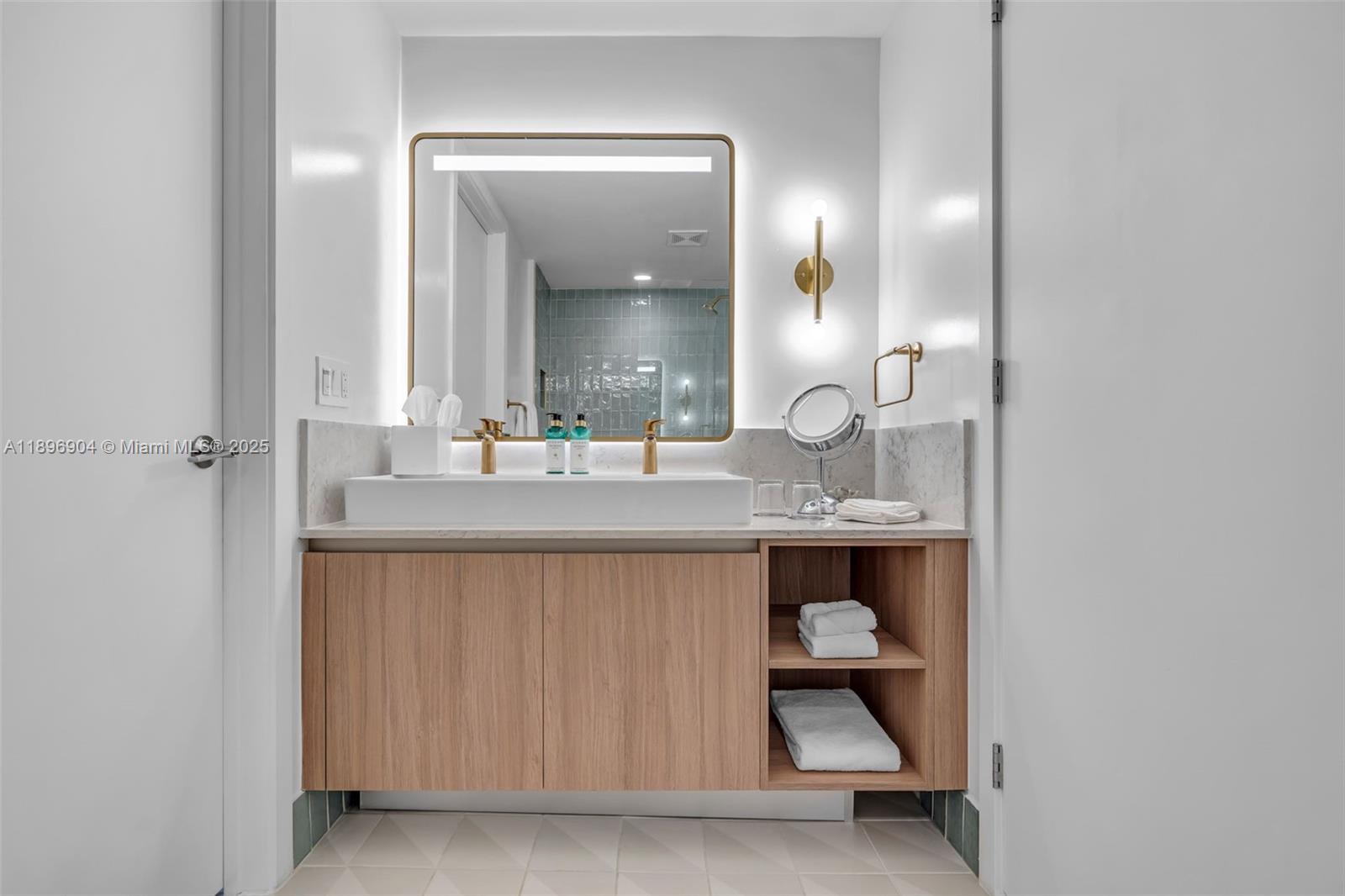 image Natiivo Gale10