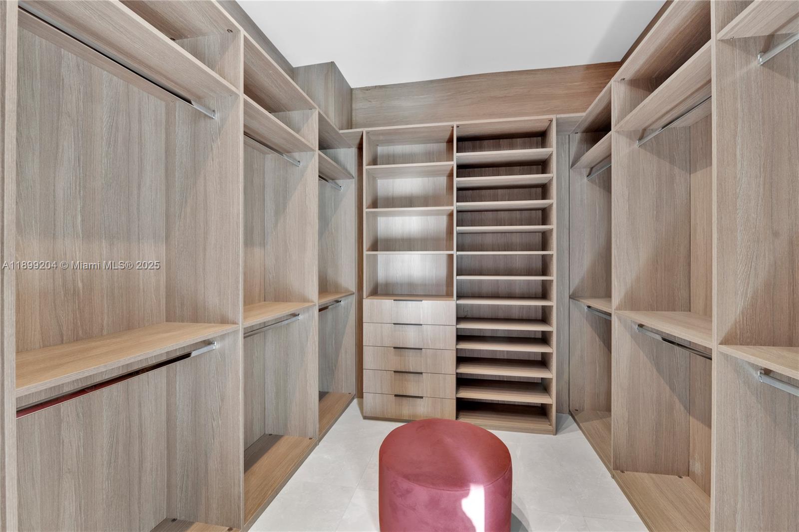 2110 NE 197th Ter Miami, FL 33179