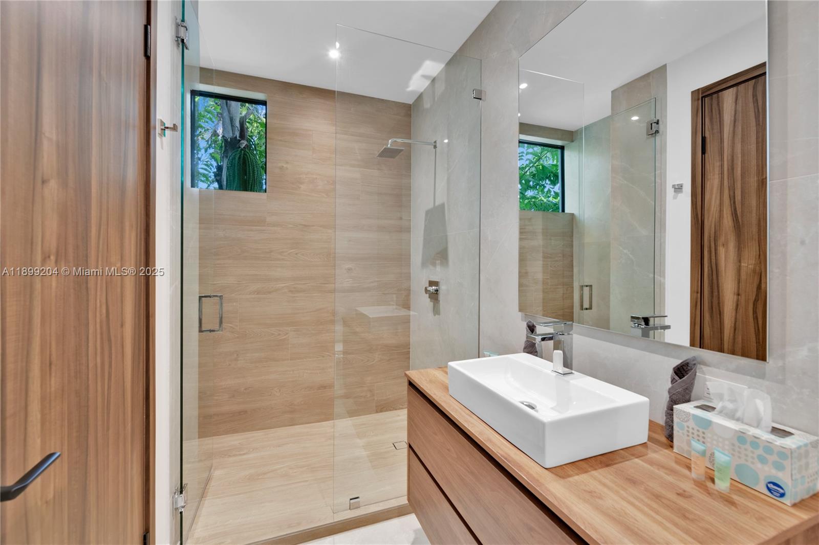 2110 NE 197th Ter Miami, FL 33179