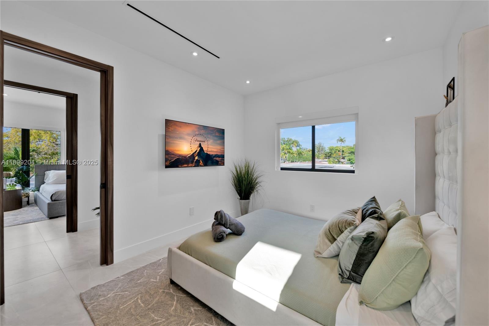 2110 NE 197th Ter Miami, FL 33179